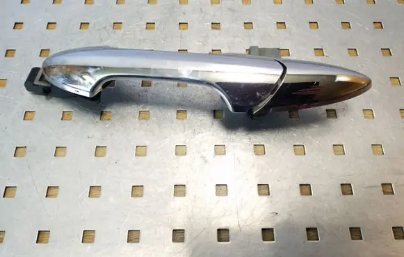 Honda FR-V Rear door exterior handle