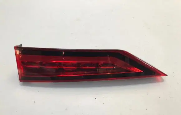 Volvo V60 Tailgate rear/tail lights 32228905