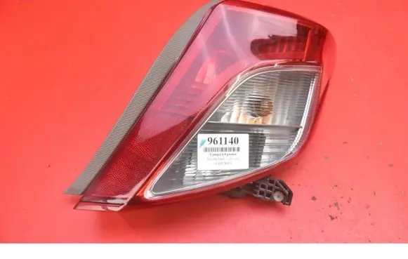Toyota Yaris Rear/tail lights 0D-78