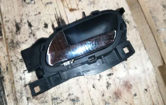 Peugeot 407 Front door interior handle 96526176VD
