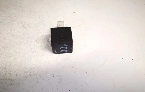 Volkswagen Golf IV Other relay 7m0951253a 95vw10k705ca