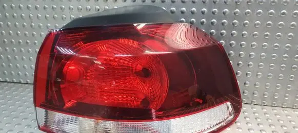 Volkswagen Golf VI Rear/tail lights