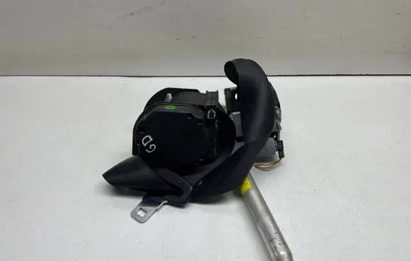 BMW 7 E65 E66 Rear seatbelt S47153322014