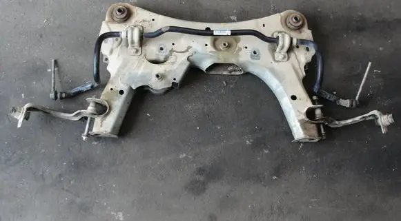 Renault Kangoo II Front bumper support beam brak