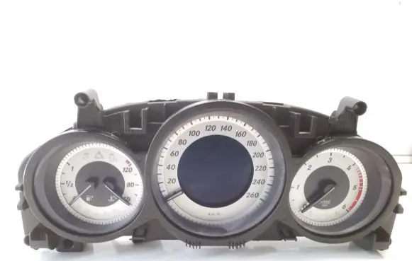 Mercedes-Benz C W204 Speedometer (instrument cluster) A2049004609 A2049017502