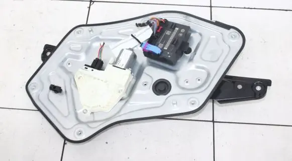 Wing mirror switch