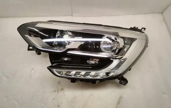Renault Megane IV Headlight/headlamp