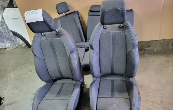 Peugeot 508 II Seat set 