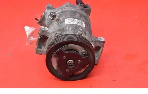 Skoda Fabia Mk3 (NJ) Air conditioning (A/C) compressor (pump) 5Q0816803E