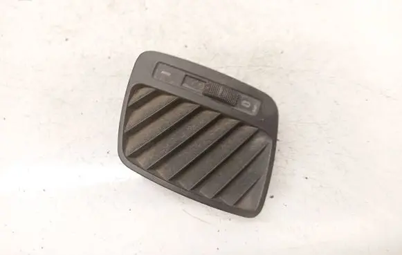 Audi A6 S6 C5 4B Dash center air vent grill 4B0819793