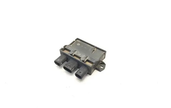 Nissan Murano Z52 Tailgate/trunk control unit/module E33571100