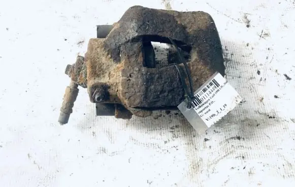 Volkswagen Golf IV Front brake caliper
