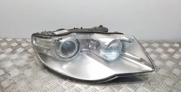Volkswagen Touareg I Headlight/headlamp 7L6941032C