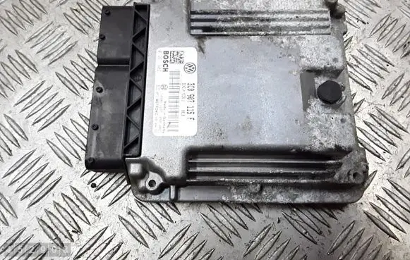 Volkswagen PASSAT B6 Engine control unit/module