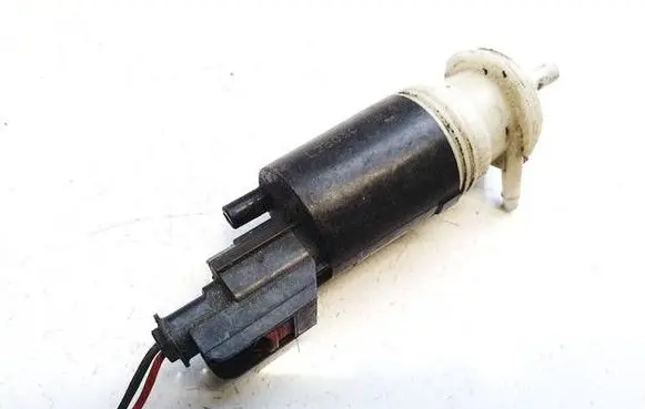 Chrysler Voyager Windscreen/windshield washer pump l2303c