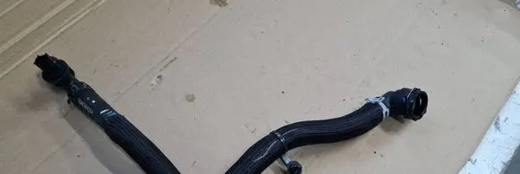 Chrysler Pacifica Electric car engine cooling hoses/pipes 68463440AA