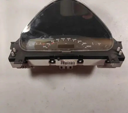 Mercedes-Benz A W168 Speedometer (instrument cluster) A1685404011