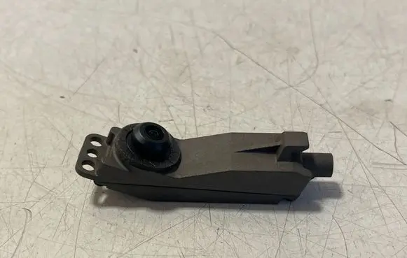 Tesla Model S Side fender camera 1069104