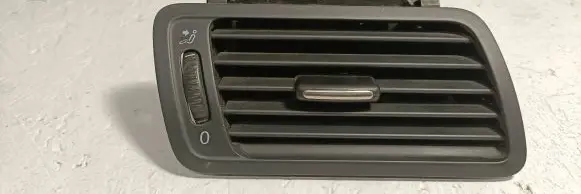 Volkswagen PASSAT B6 Dashboard side air vent grill/cover trim 3C1819702E