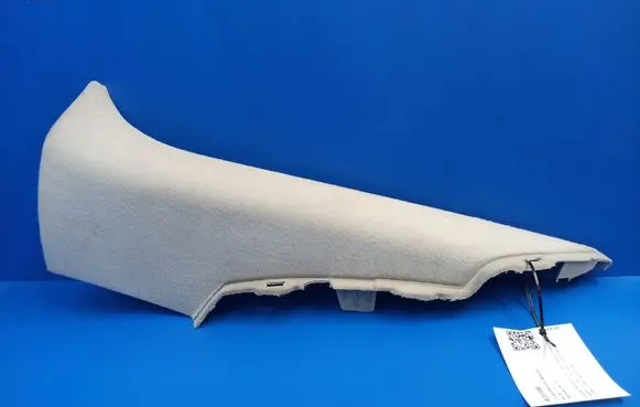 Ford Focus (C) pillar trim 4M51B31010A 0990 6P67507