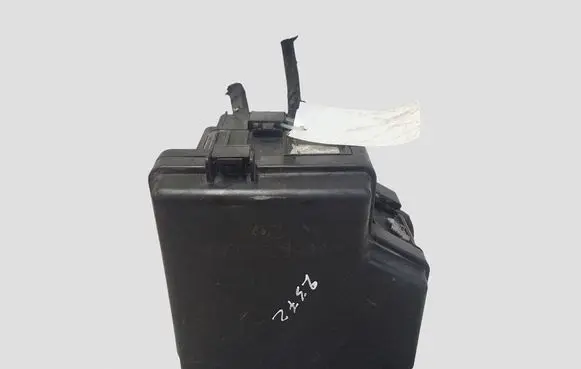 Hyundai Santa Fe Fuse module