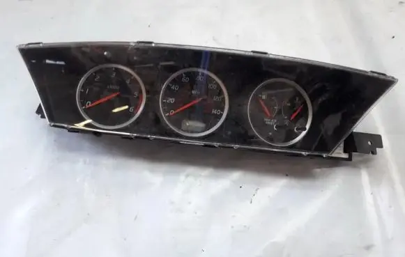 Nissan Primera Speedometer (instrument cluster) AU979