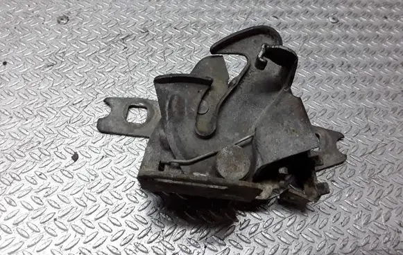 Volkswagen Golf III Engine bonnet/hood lock/catch