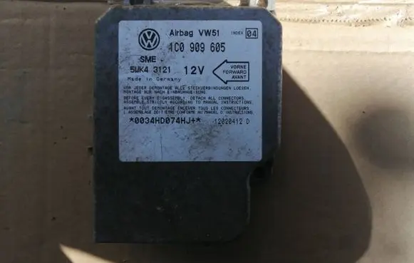 Skoda Fabia Mk1 (6Y) Airbag control unit/module 1C0909605 12020412D 5WK43121