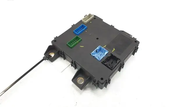 Maserati Quattroporte Tailgate/trunk control unit/module 501201360005 4SD1993CJ NVB01002