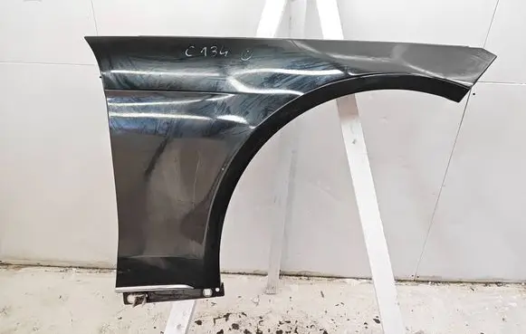 Mercedes-Benz E W212 Fender BLPPMBW212