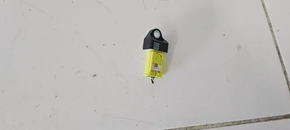 Toyota RAV 4 (XA50) Airbag deployment crash/impact sensor 8983152130 255RLYRR8