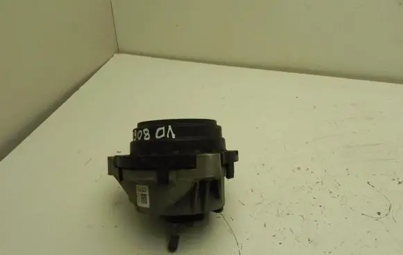 BMW 2 F22 F23 Engine mount bracket 6855460 VD8060