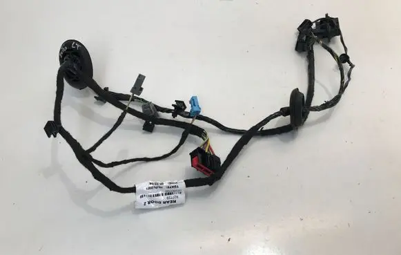 Volvo XC40 Rear wire harness sleeve 32343213 32343213AA P32343213AA