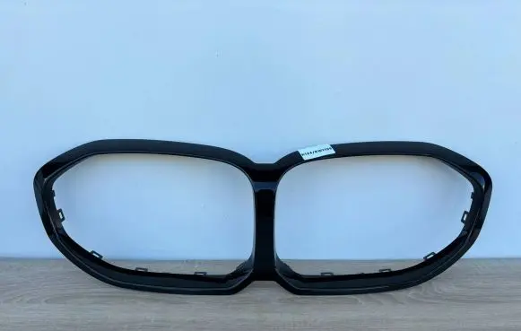 BMW 1 F40 Front grill 707689516