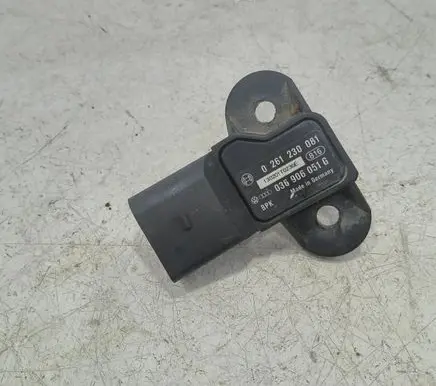 Audi A4 S4 B8 8K Air pressure sensor 0261230081
