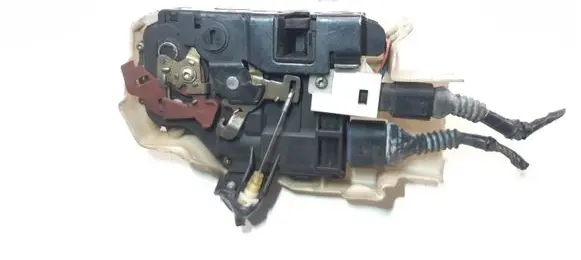 Porsche Cayenne (9PA) Rear door lock 7L0839016B 991635101