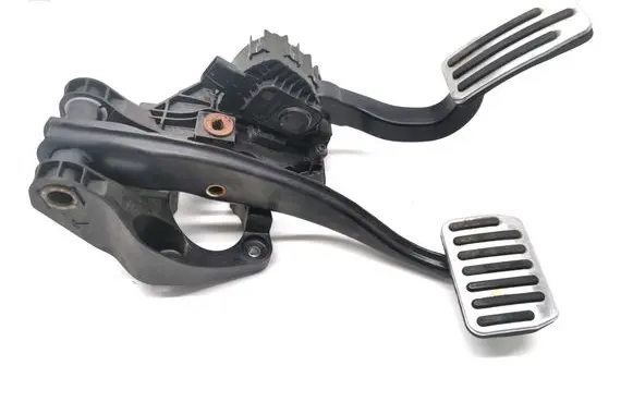 Tesla Model 3 Pedal assembly 1044691-00-D