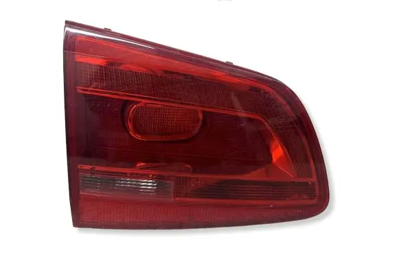 Volkswagen Touran II Tailgate rear/tail lights 