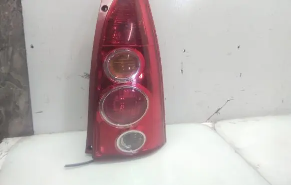 Mazda Premacy Rear/tail lights 22061961