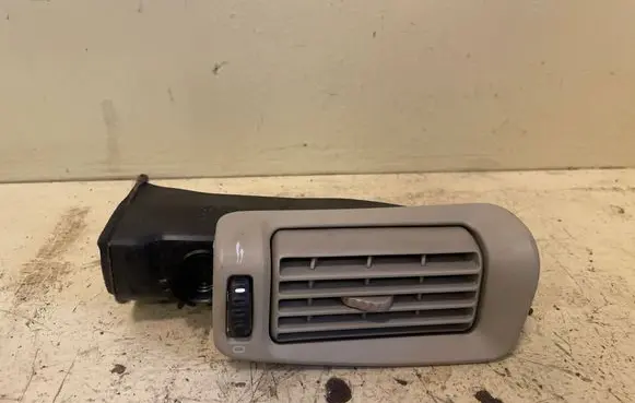 Volvo XC90 Dashboard side air vent grill/cover trim 8663486