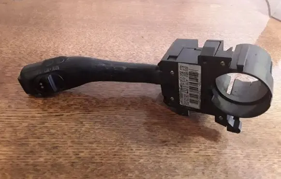 Audi A6 S6 C5 4B Indicator stalk 8L0953513H SWFHLS103 202853