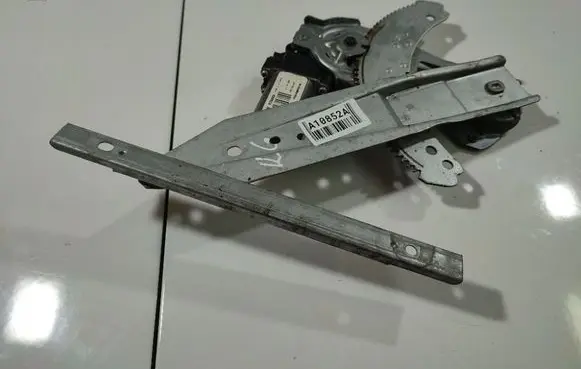 Nissan Note (E11) Sliding door window regulator with motor 