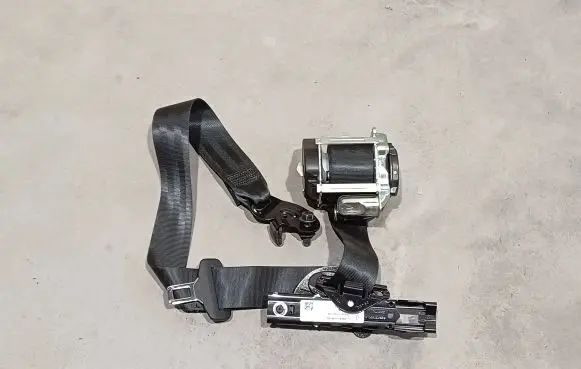 Ford Kuga III Front seatbelt LV4BS61294ADW LJ6B611C46AA