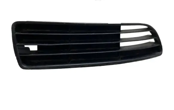 Audi A4 S4 B5 8D Front bumper lower grill 8D0807346G