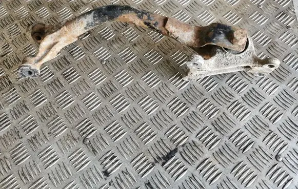 Peugeot 406 Rear control arm
