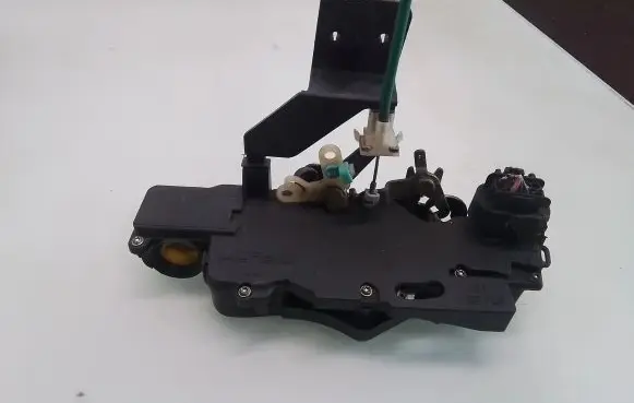 Fiat Stilo Front door lock
