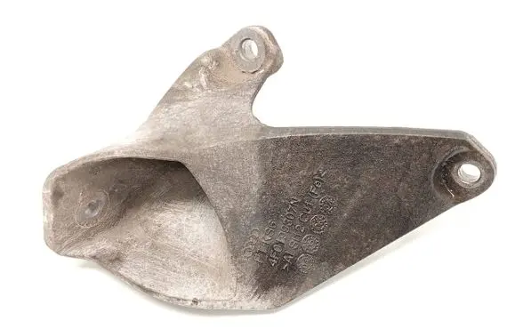 Audi A6 S6 C6 4F Engine mounting bracket 4F0199307N