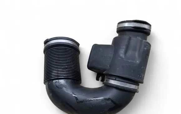 Audi Q7 4M Air intake duct part 06E129616C