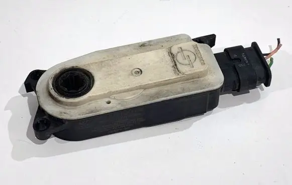 Peugeot 308 SW Other exterior part 5877R1001A