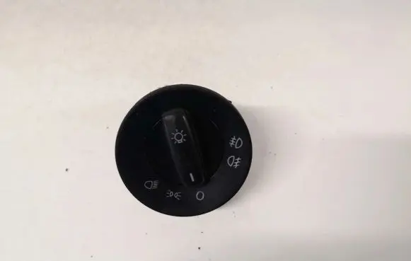 Skoda Octavia Mk2 (1Z) Light switch 1z0941431c